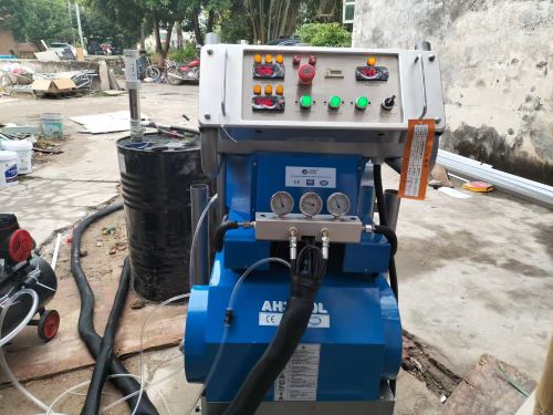 聚氨酯高壓發(fā)泡機(jī) 聚氨酯高壓發(fā)泡機(jī)